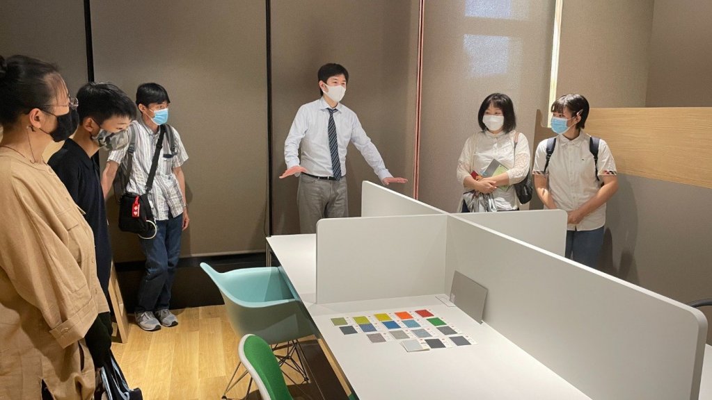 Boarding house showroom